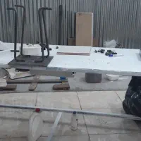 میزکار نو آماده برای استفاده در کارگاه