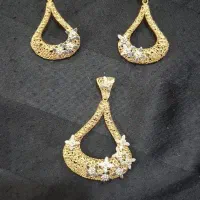 نیم ست طلا|جواهرات|بروجرد, |دیوار