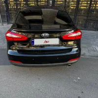 سراتو مشکی ۲۰۱۵