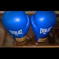 دستکش بوکس چرم|تجهیزات ورزشی|پرند, فاز ۶|دیوار