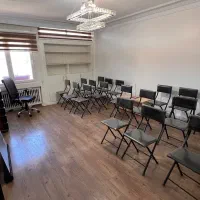 فضایی-مدرن-و-مجهز-جهت-برگزاری-کلاس-و-کارگاه-تخصصی