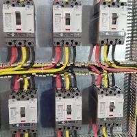 برق کار در هر ساعت از شبانه روز