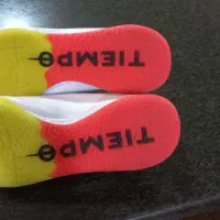 نایک تمپو ۴۳ ، نیم بوت ۴۳،۴۴|کیف، کفش، کمربند|گنبد کاووس, |دیوار