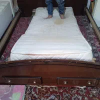 یک عددتختخواب|تشک تختخواب|شیراز, دست خضر|دیوار