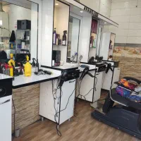 دکور آرایشگاه|آرایشگاه و سالنهای زیبایی|مرودشت, ژیان|دیوار