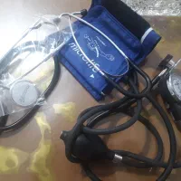 فشار سنج عقربه ای سالم همراه دو گوشی معاینه|آرایشی، بهداشتی، درمانی|تهران, آذربایجان|دیوار