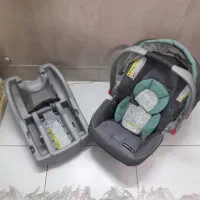 صندلی خودرو کودک و کریر