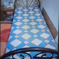تخت خواب فلزی