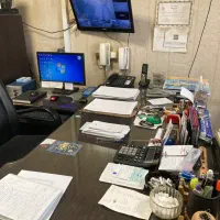 منشی مخصوص مدیر کارخانه
