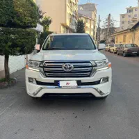 لندکروز مشابه صفر بسیار تمیز ۸ سیلندر۵۷۰۰ سی سی