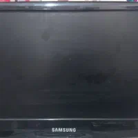 کامپیوتر با تمامی تجهیزات