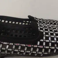 کفش زنانه شیک و در حد نو