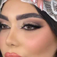 میکاپ و شنیون vip و پایه با بهترین قیمت