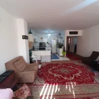 اجاره اپارتمان ۱۰۰ متری کاوه غرضی خیابان خردمند|اجارهٔ آپارتمان|اصفهان, شهرک میلاد|دیوار