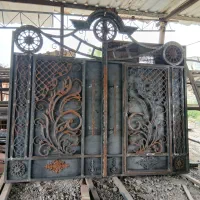 درب حیاط آماده