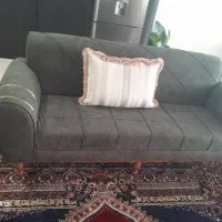 مبل ۹ نفره با دورنگ سبز یشمی و صورتی