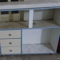 پیشخوان یاویترین مغازه