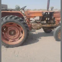 تراکتور رومانی تمیز مدل 68