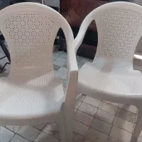 صندلی جنس محکم و قدیمی