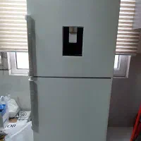 یخچال کاملا سالم و کم کارکرده