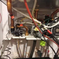 پکیج .آبگرمکن.رادیاتور|آبگرمکن، پکیج، شوفاژ|محمدشهر, شهرک پیام (مهرالبرز)|دیوار