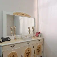 آینه و کنسول