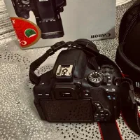 دوربین عکاسی کانن 750D همراه با لنز EF-S 18-55mm