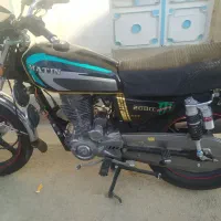 موتور سیکلت ۲۰۰ متین