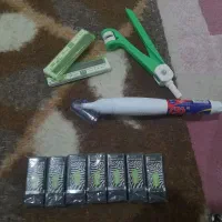 مقداری لوازم التحریر نو