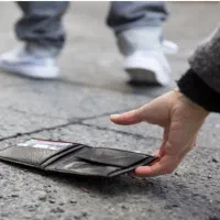 بایگانی اسناد و مدارک گمشده اداره پست مرکزی|اشیا|ساوه, |دیوار