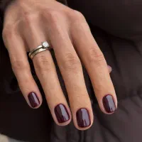 مدل کاشت و ترمیم ناخن