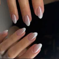 خدمات کاشت ناخن ترمیم ژلیش لمینت کاشت پا