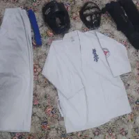 یک دست لباس کاراته
