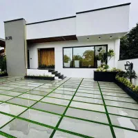 ویلا مدرن نوساز/طراحی خاص/یه مورد عالی/به قیمت