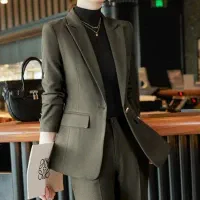 قیچی کار هستم