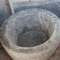 هاون بسیار قدیمی