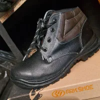 کفش چرم ایمنی|کیف، کفش، کمربند|شاهین‌شهر, حافظ جنوبی|دیوار