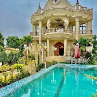کاخ-ویلای-مجلل-700متری-درتاپ-لوکیشن