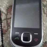 یک عدد گوشی نوکیا سالم