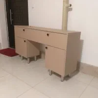 فروش میز آرایشی در حد نو