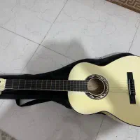 گیتار یاماها