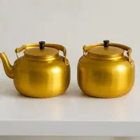 کتری و قوری و تابه