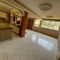 180متر ویلایی 120متر بنا پشت حاشیه وکیل اباد/کارنو
