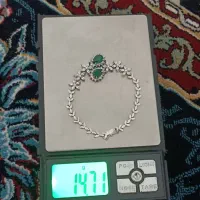 دستبند نقره با نگین زمرد