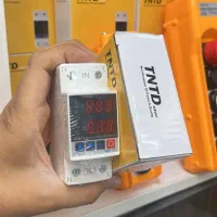 محافظ ولتاژ جریان