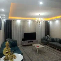 هم خونه خانم میخام