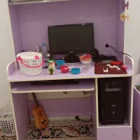 کامپیوتربا میز