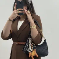 عکاس/فروشنده /حسابدار/ ادمین پیج