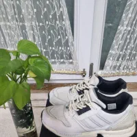 کتونی آدیداس تمیز