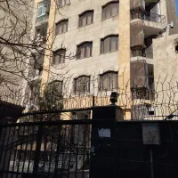 ۶۶متر اپارتمان. ولیعصر منیریه. ابتدای ژیانپناه